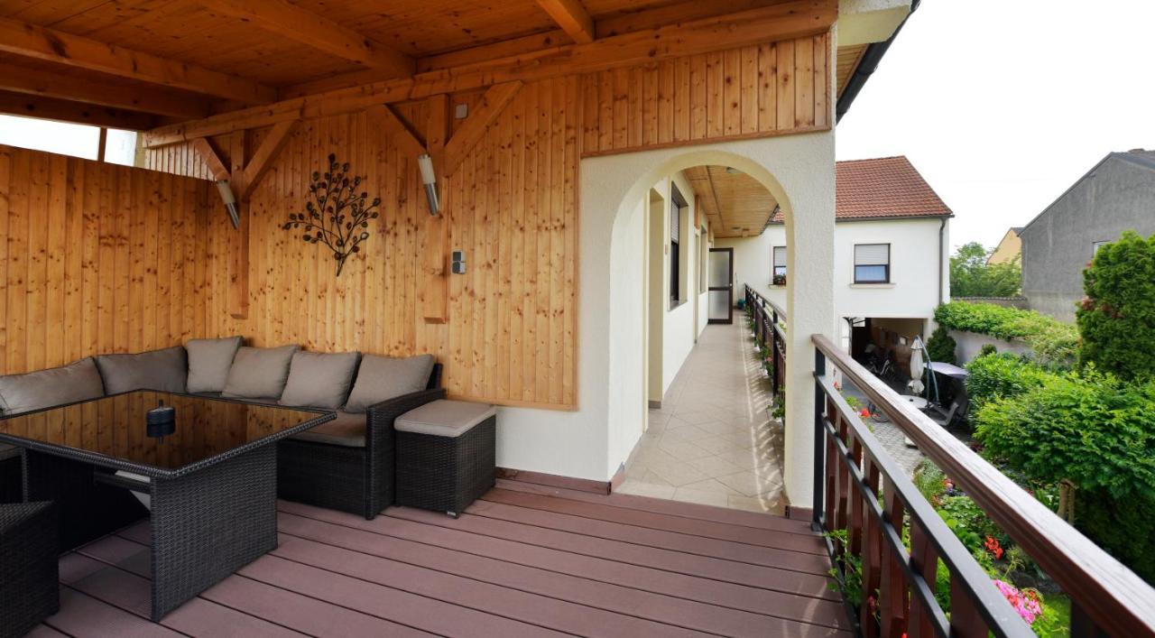 Blumenhof Wegleitner Hotell Illmitz Eksteriør bilde